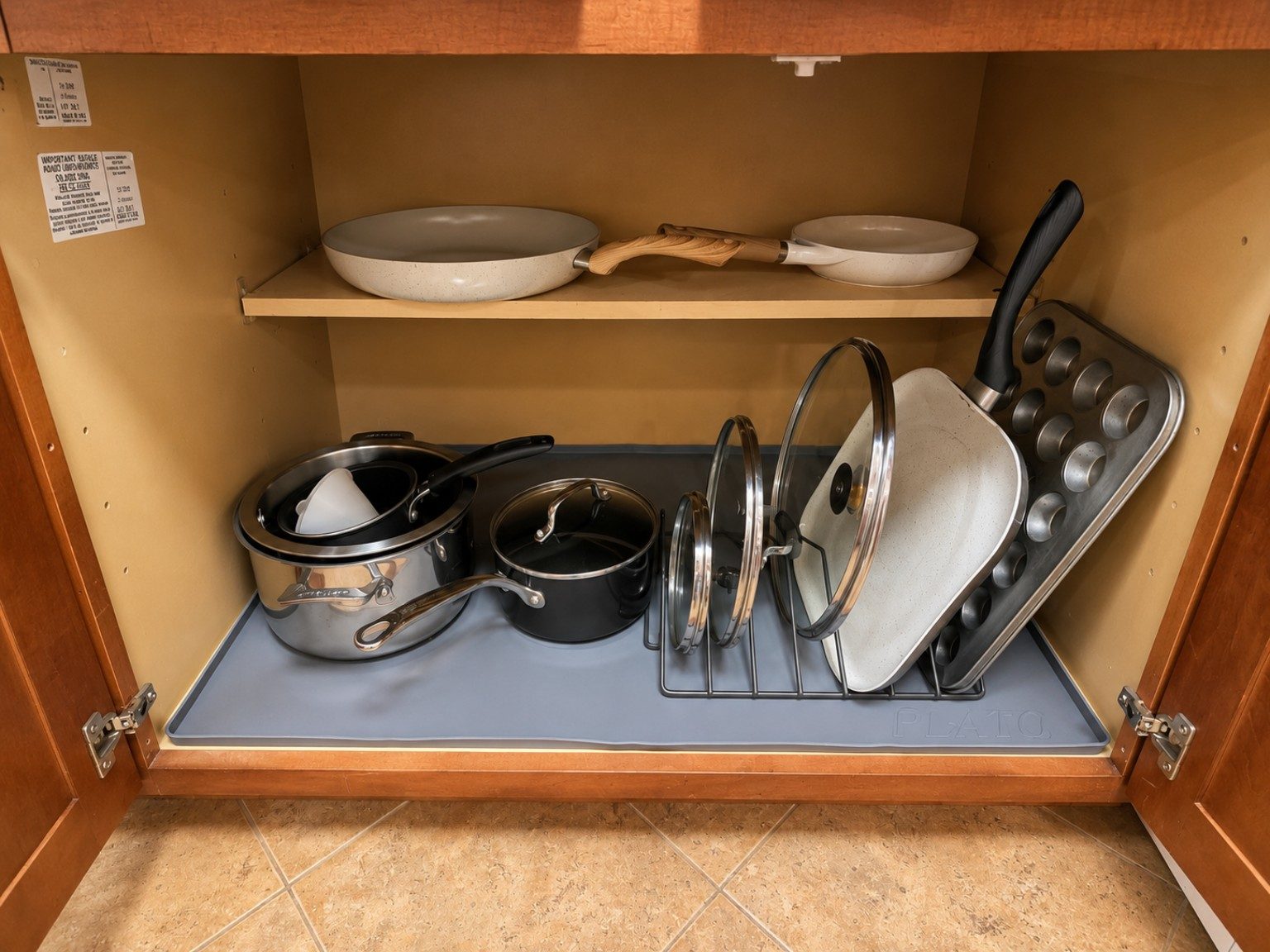Cookware and bakeware