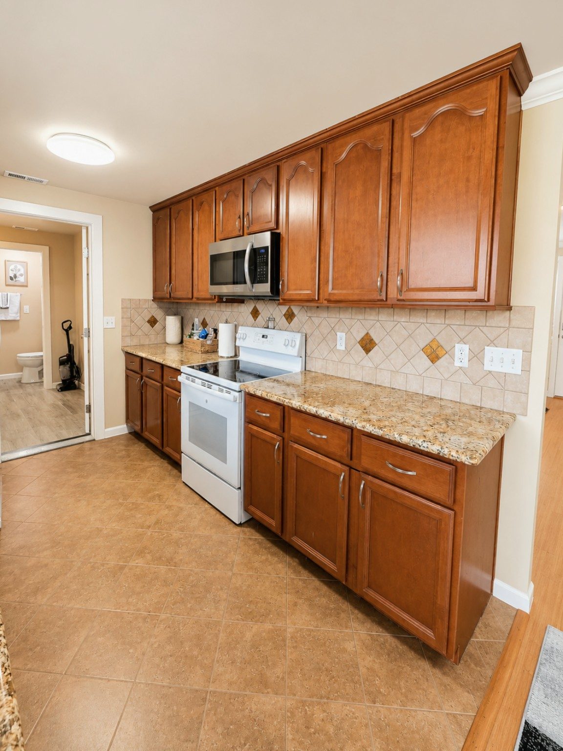 Kitchen cabinetry and range
